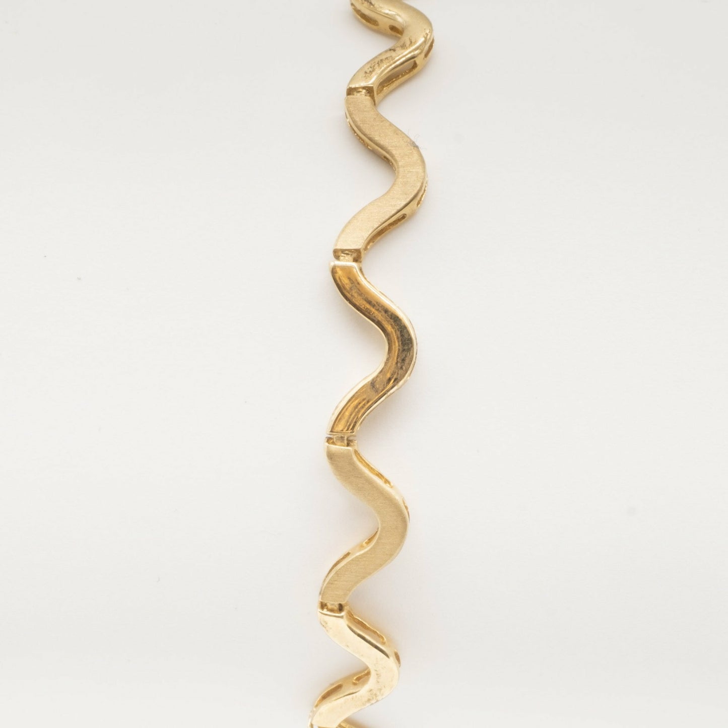 9ct yellow gold wave design bracelet