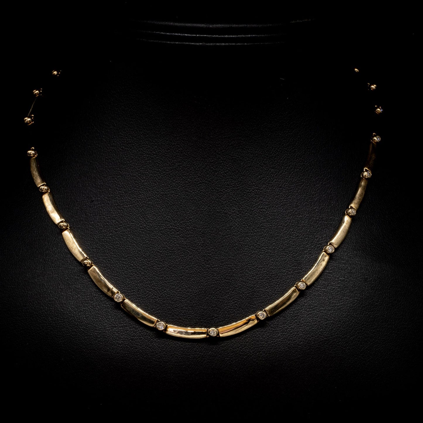 9ct Yellow Gold Diamond Set Curved Linked Necklet