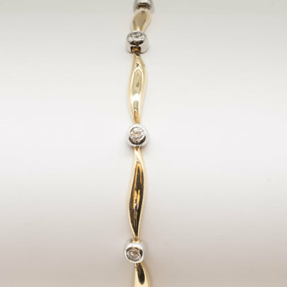 9ct gold cz bracelet