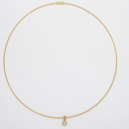 9ct Yellow Gold Diamond Pendant on a 9ct Yellow Gold Wire Necklet