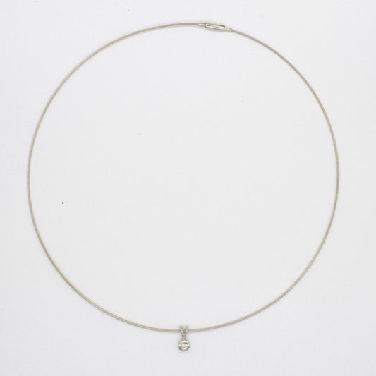 9ct White Gold Diamond Pendant on a 9ct White Gold Wire Necklet